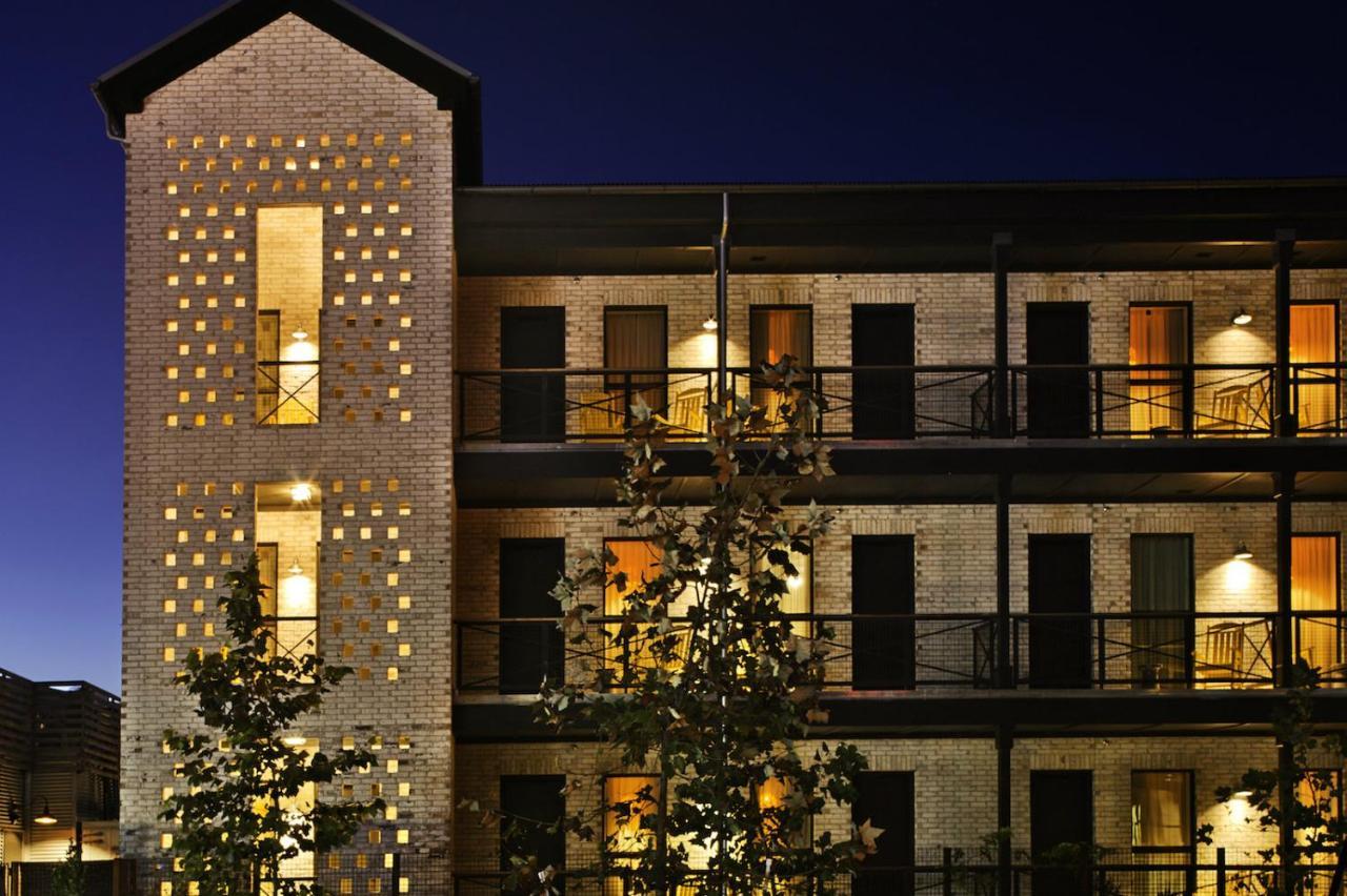 Cavalry Court, By Valencia Hotel Collection College Station Bagian luar foto